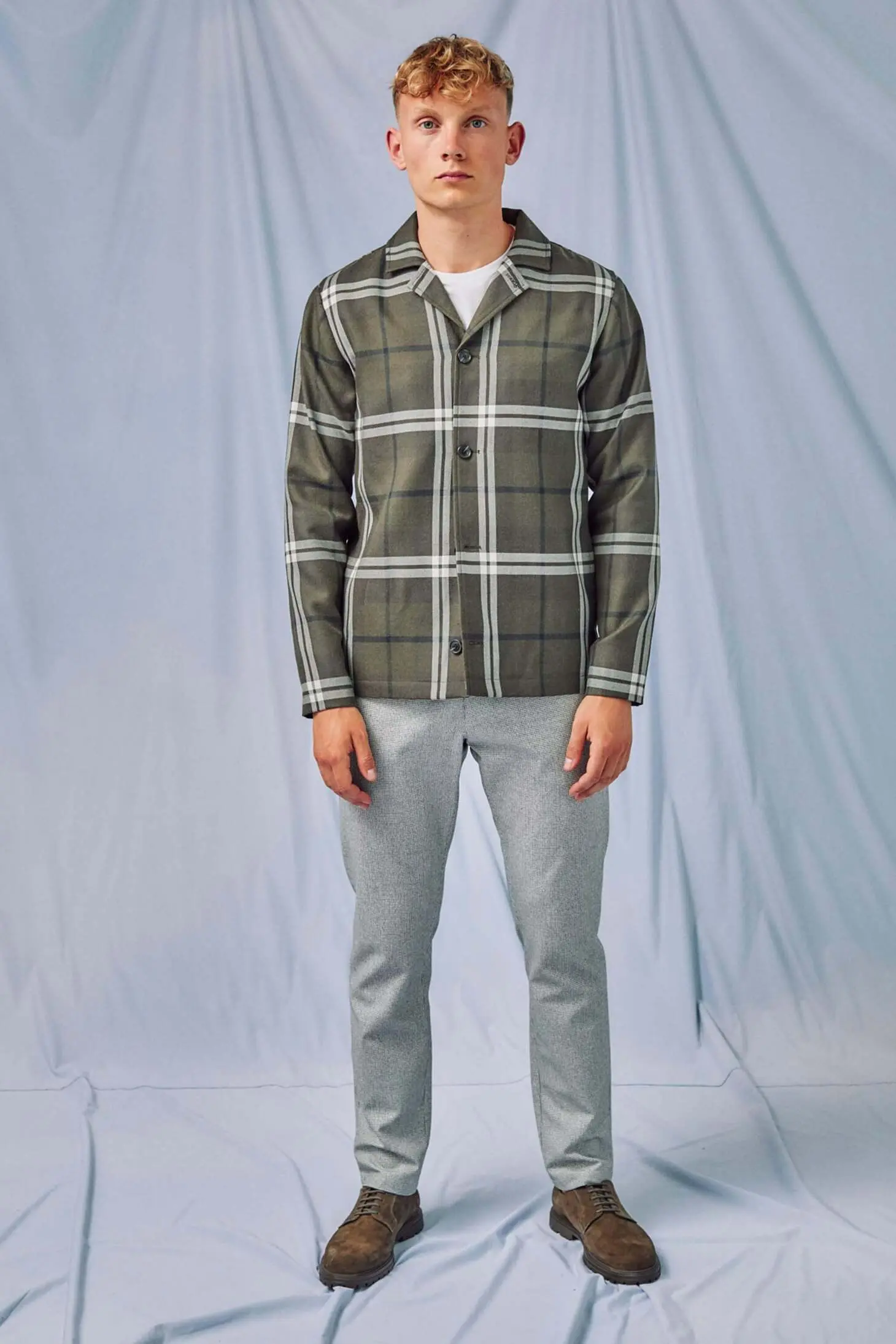 Рубашка regular fit с длинным рукавом мужская
