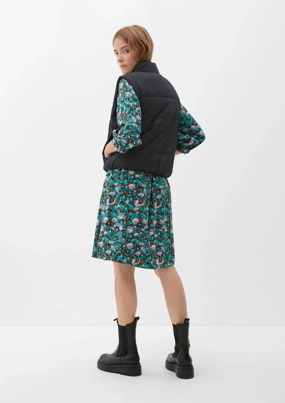 Жилет утепленный женский