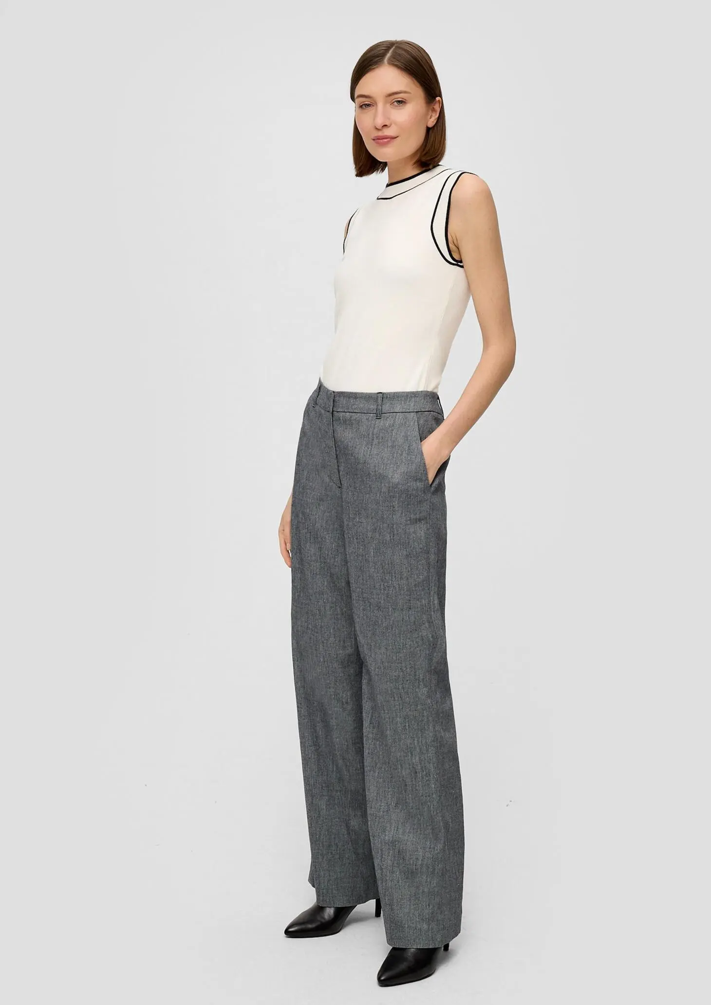 Брюки классические женские